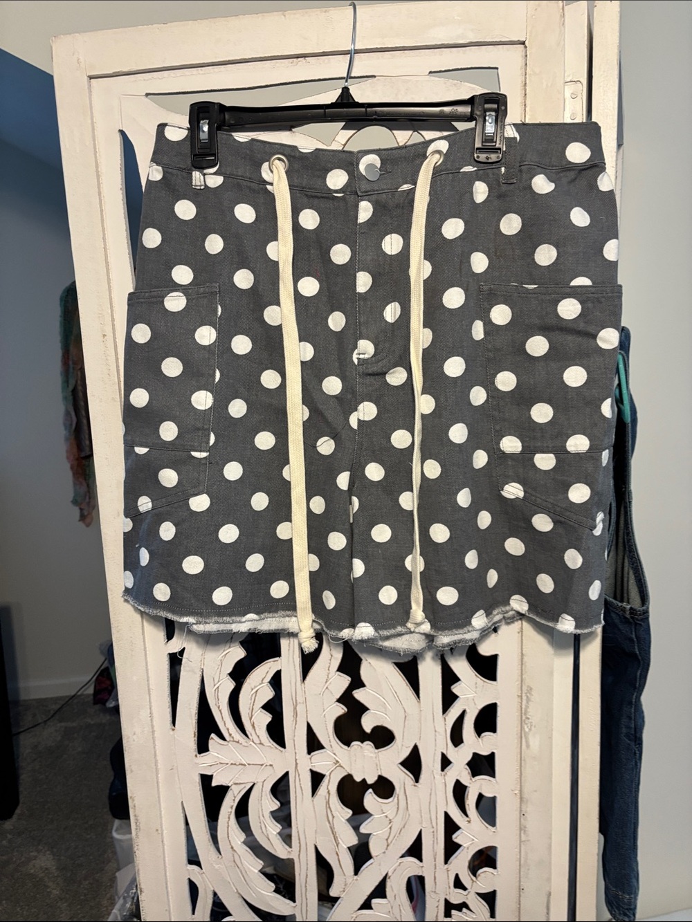 Polka Dot Drawstring Shorts - Gray/White